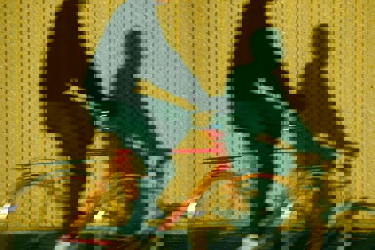 City Cyclists Embrace Bamboo Bikes Amid Push for Greener Commuting